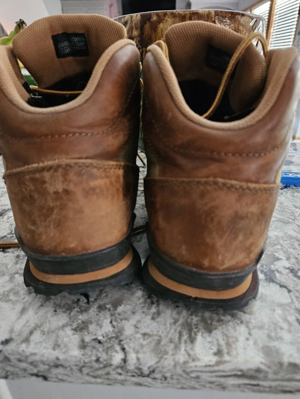 Danner Jag Men's Hiking Boots Brown Khaki Style 37351 Size 10 D Waterproof
